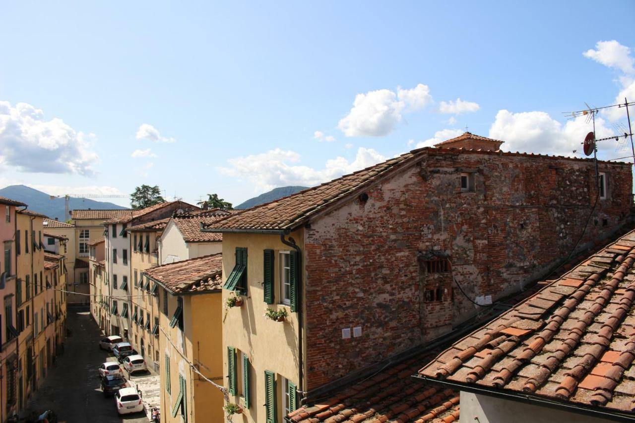 Delizioso Appartamento Centro Storico Lucca Comics Zewnętrze zdjęcie